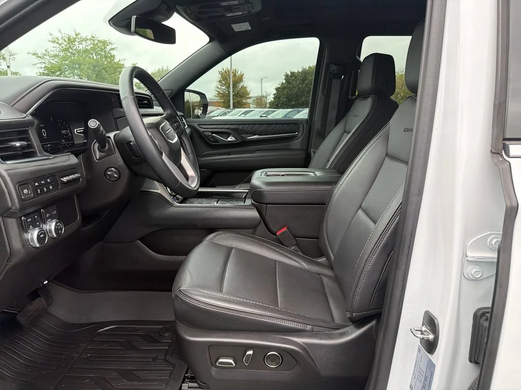 Certified Used 2023 SUMMIT WHITE GMC Denali image 11