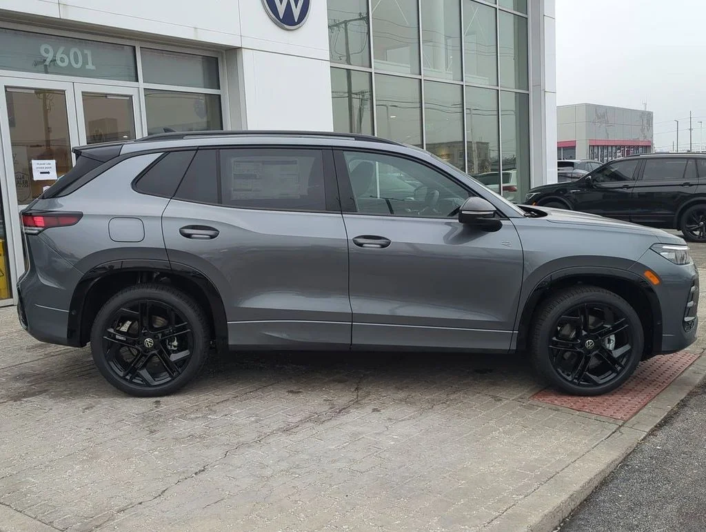 New 2026 Gray Volkswagen 2.0T SE R-Line Black image 9