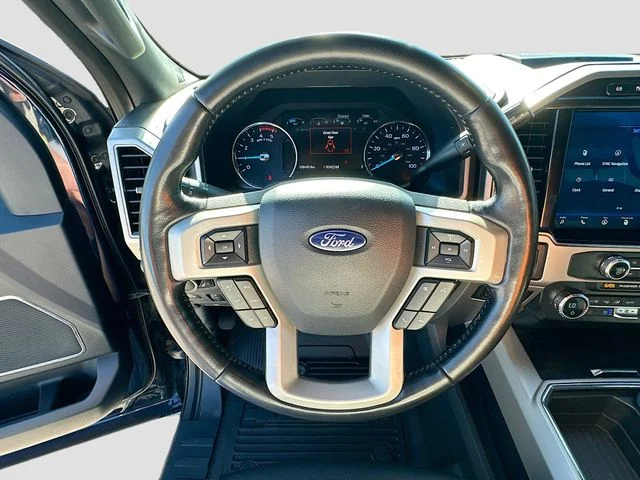 Used 2022 Blue Ford Lariat image 11