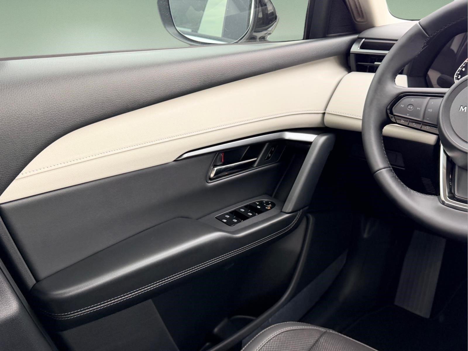 New 2026 Rhodium White Metallic Mazda 2.5 S Select AWD image 28
