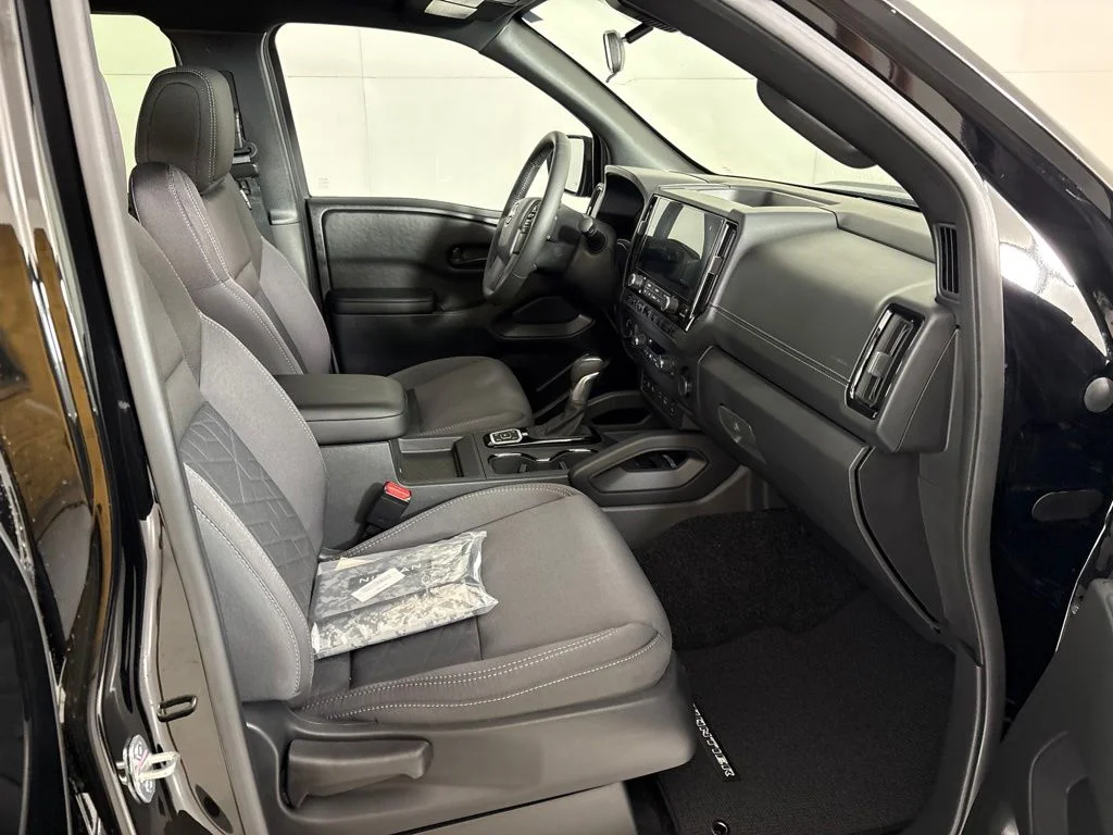 New 2026 Super Black Nissan Crew Cab SV image 19