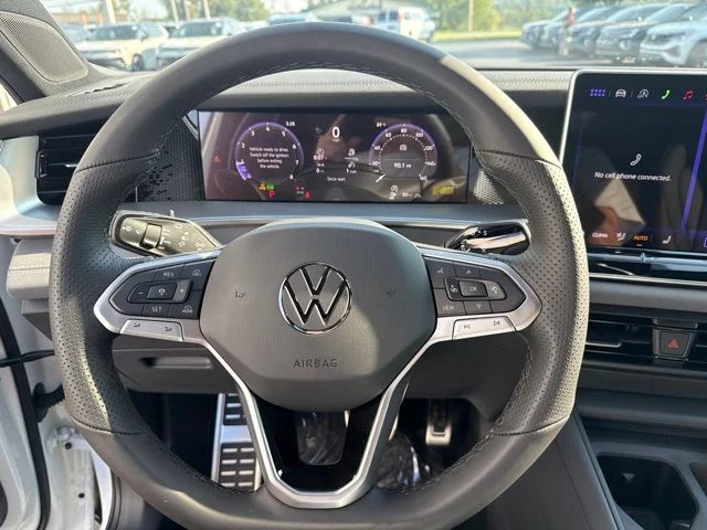 New 2026 Opal White Pearl Volkswagen SE R-Line Black image 15