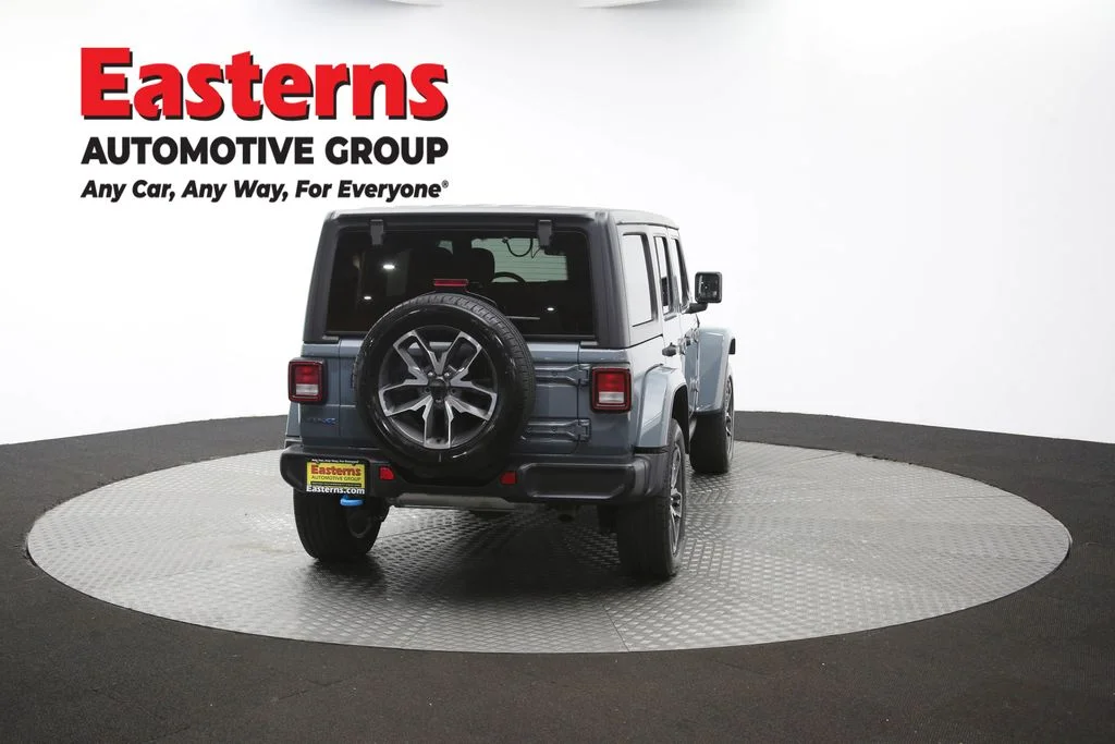 Used 2024 Gray Jeep Sport S 4xe image 39