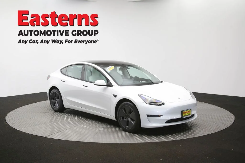 Used 2023 White Tesla Base image 44