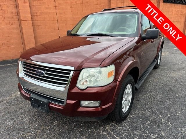 Used 2009 Red Ford XLT image 2