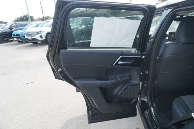 2025 Mitsubishi Outlander SE - Photo 19
