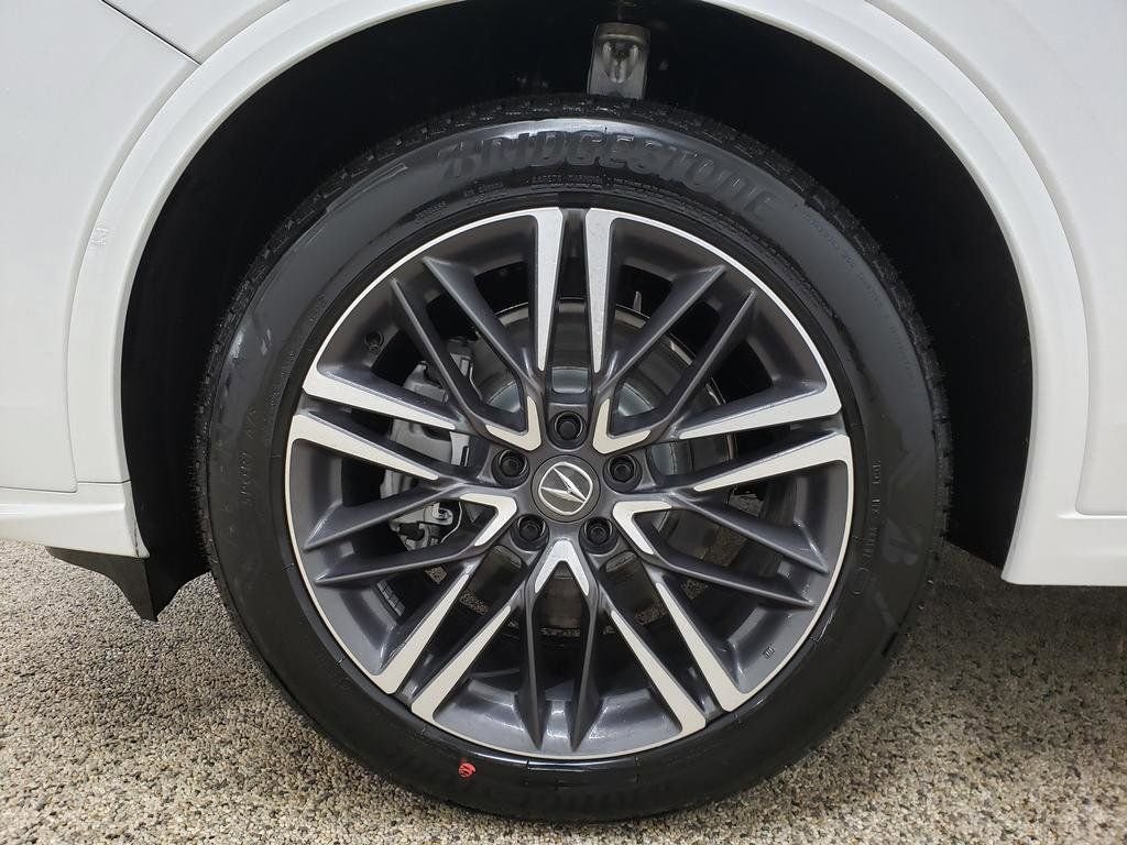 Used 2026 Solar Silver Metallic Acura Advance Package image 12