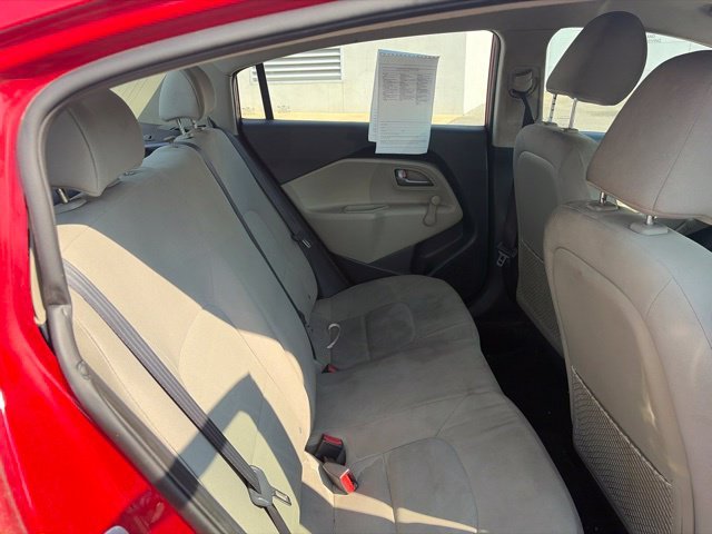 Used 2015 Red Kia LX image 17