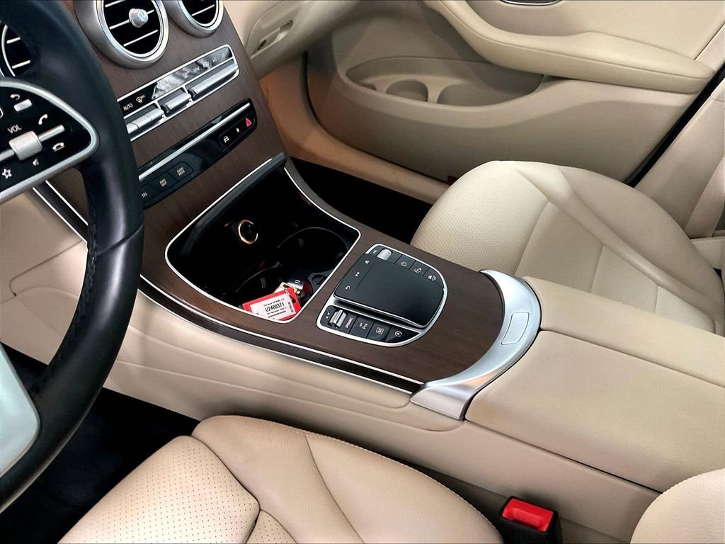 Used 2021 White Mercedes-Benz GLC 300 image 20