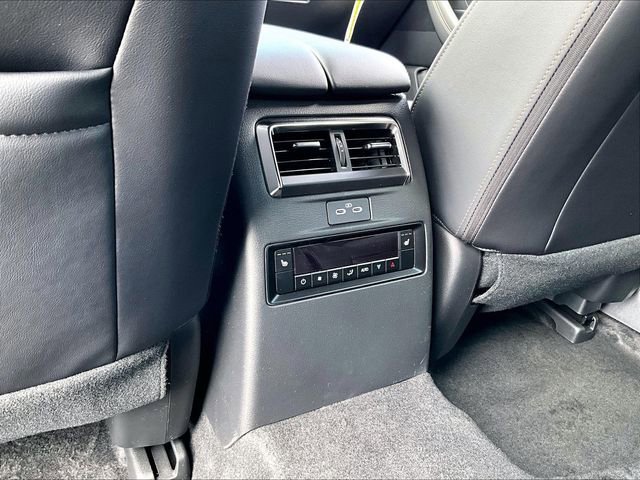 2026 Mazda CX-90 — photo 18