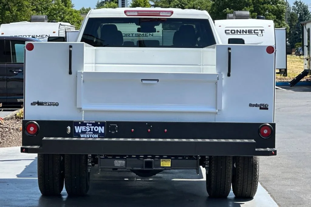 2025 GMC Sierra 3500HD Pro - Photo 6