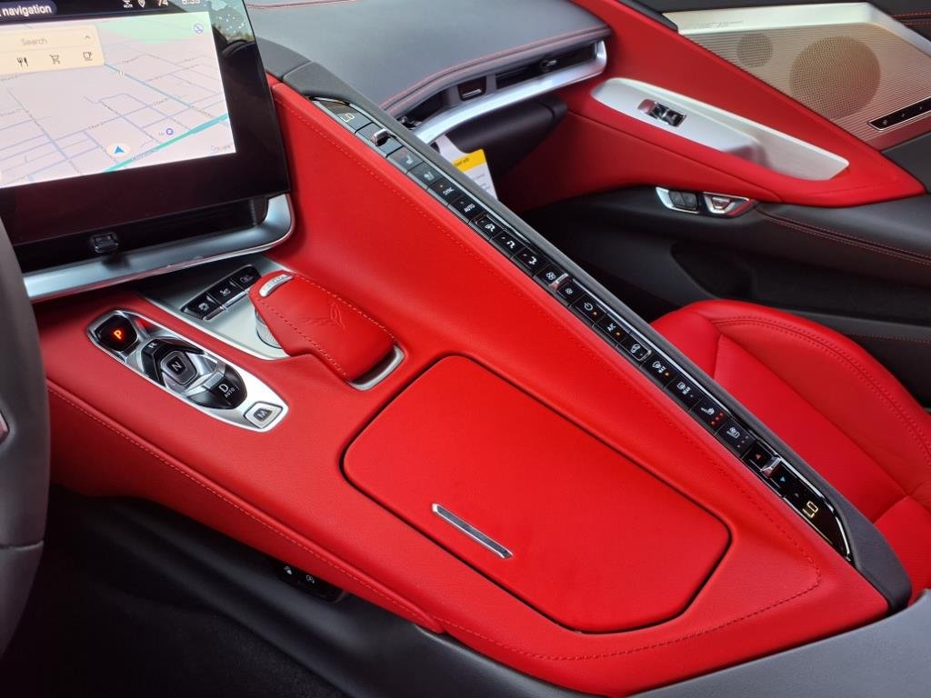 2025 Chevrolet Corvette 2LZ - Photo 17