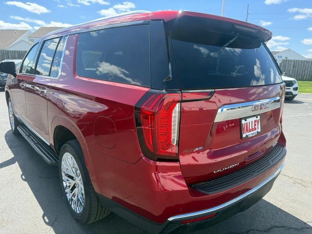 Used 2021 Red GMC SLT image 8