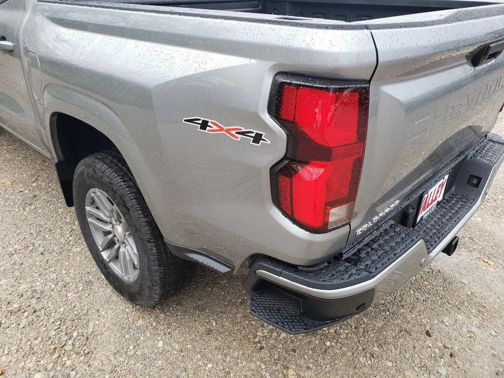 2026 Chevrolet Colorado LT - Photo 12