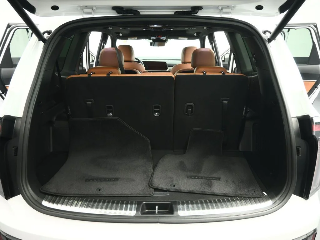 Certified Used 2024 White Kia SX-Prestige X-Line image 78