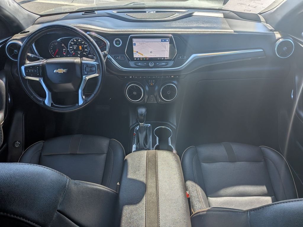 Used 2022 Iron Gray Metallic Chevrolet Premier image 19