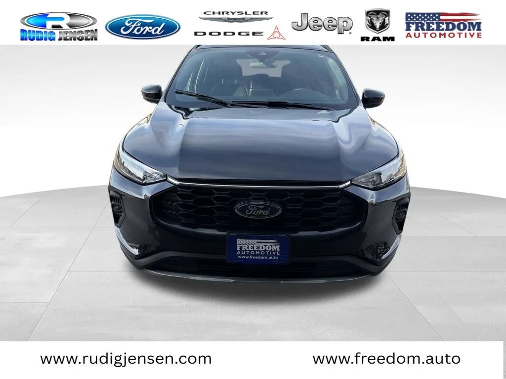 Used 2025 Black Ford ST-Line Select image 8
