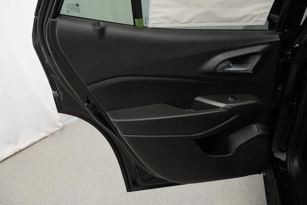 New 2026 Mosaic Black Metallic Chevrolet LT image 23