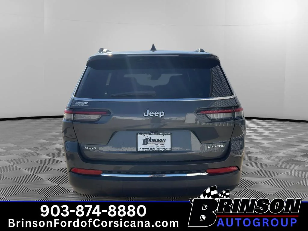 Used 2024 Metallic Jeep Laredo X image 6