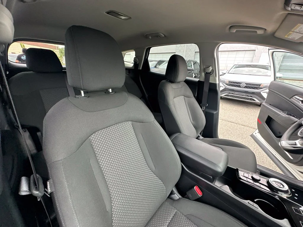 Used 2023 White Kia LX image 35