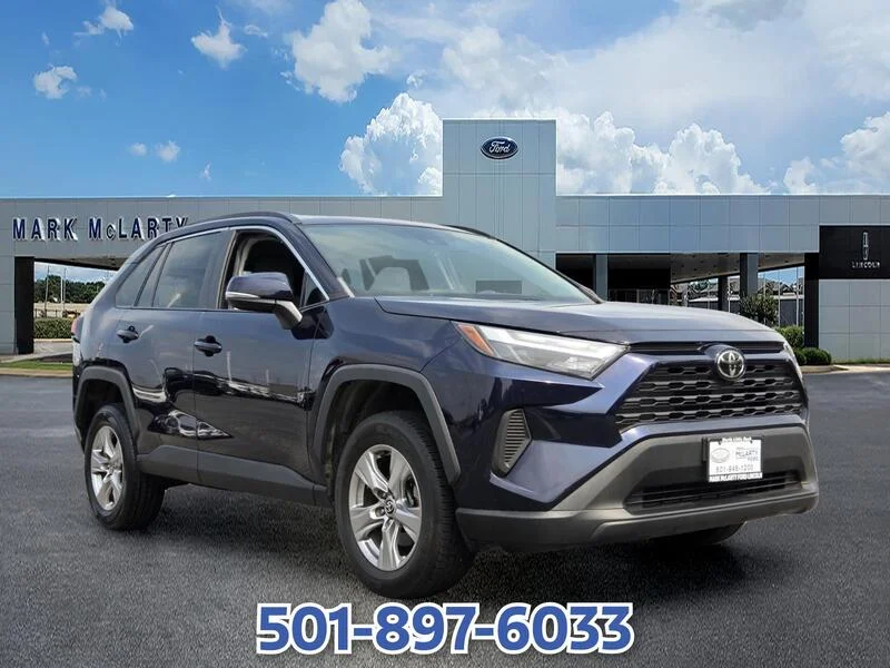 Used 2022 Blueprint TOYOTA XLE AWD image 7