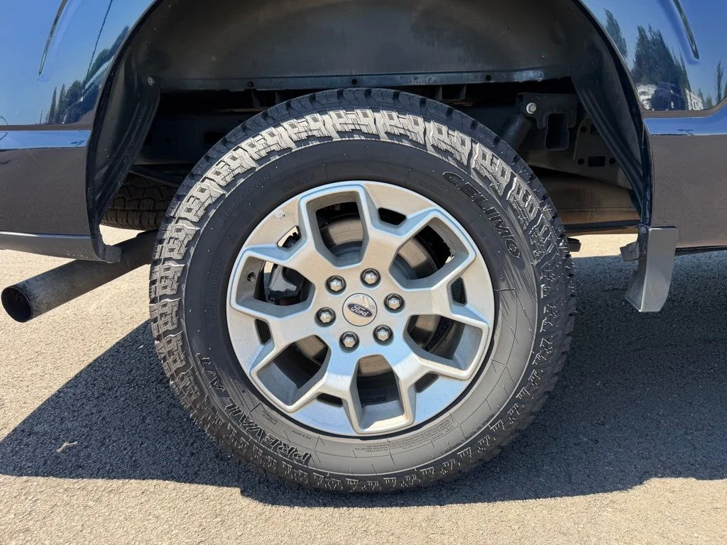 Used 2023 Blue Metallic Ford XLT image 11