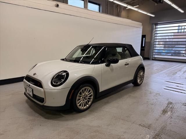 2026 MINI Convertible Cooper S's photo
