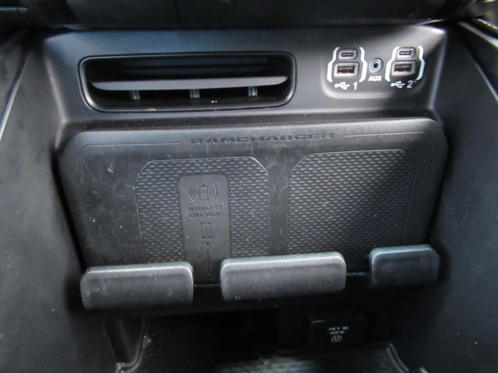 Used 2022 White Ram Limited image 27