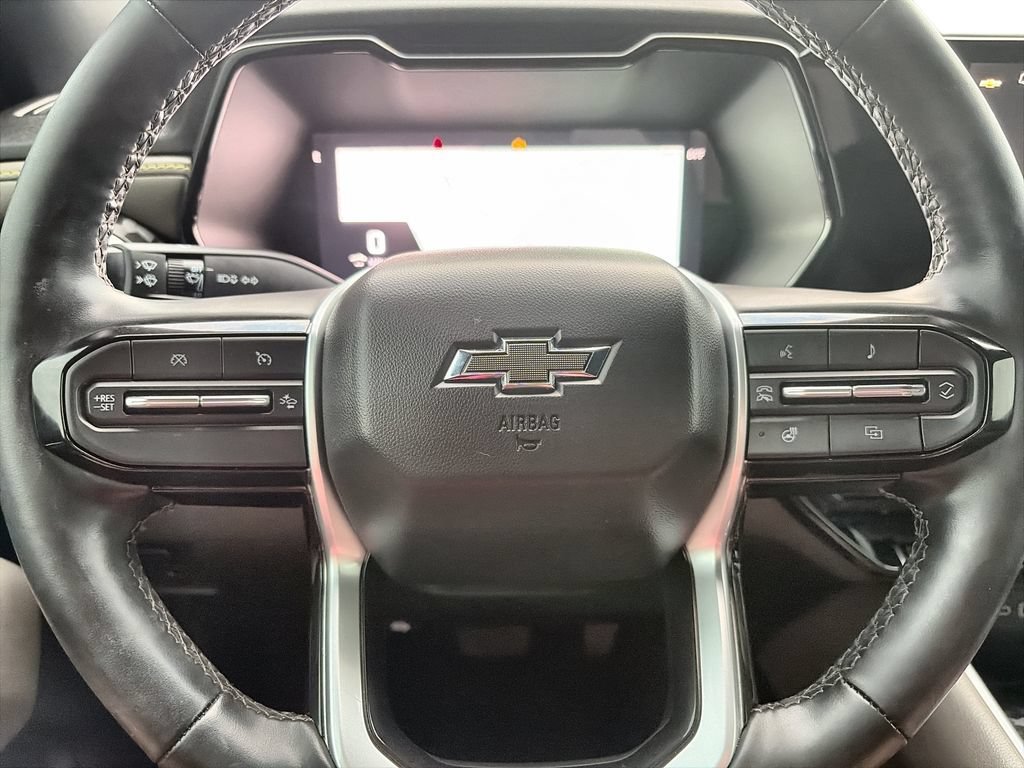 Used 2025 Summit White Chevrolet ZR2 image 21