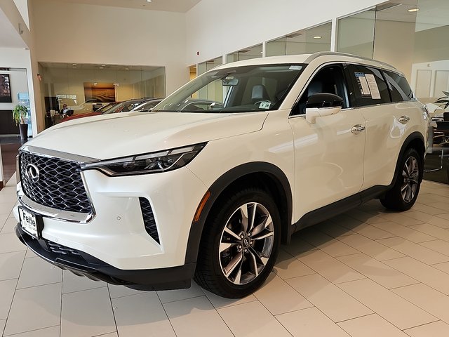 2023 INFINITI QX60 LUXE AWD