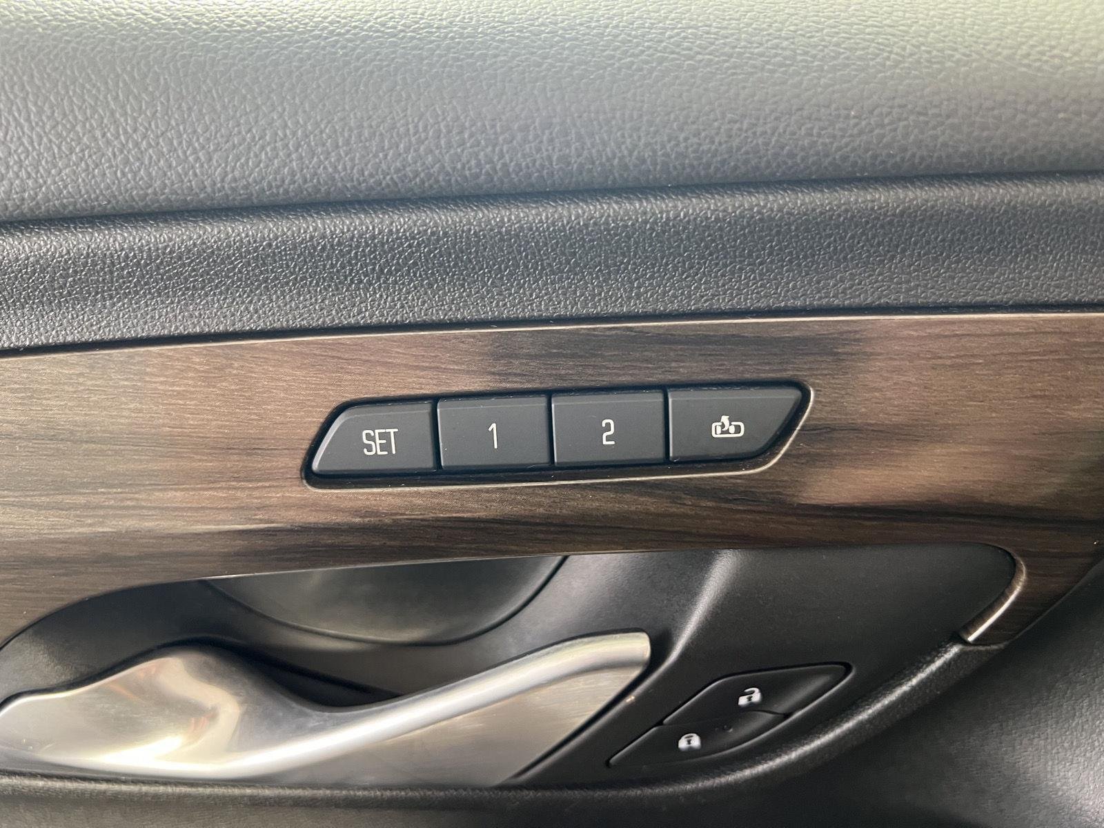 Used 2018 Red Quartz Tintcoat GMC Denali image 7