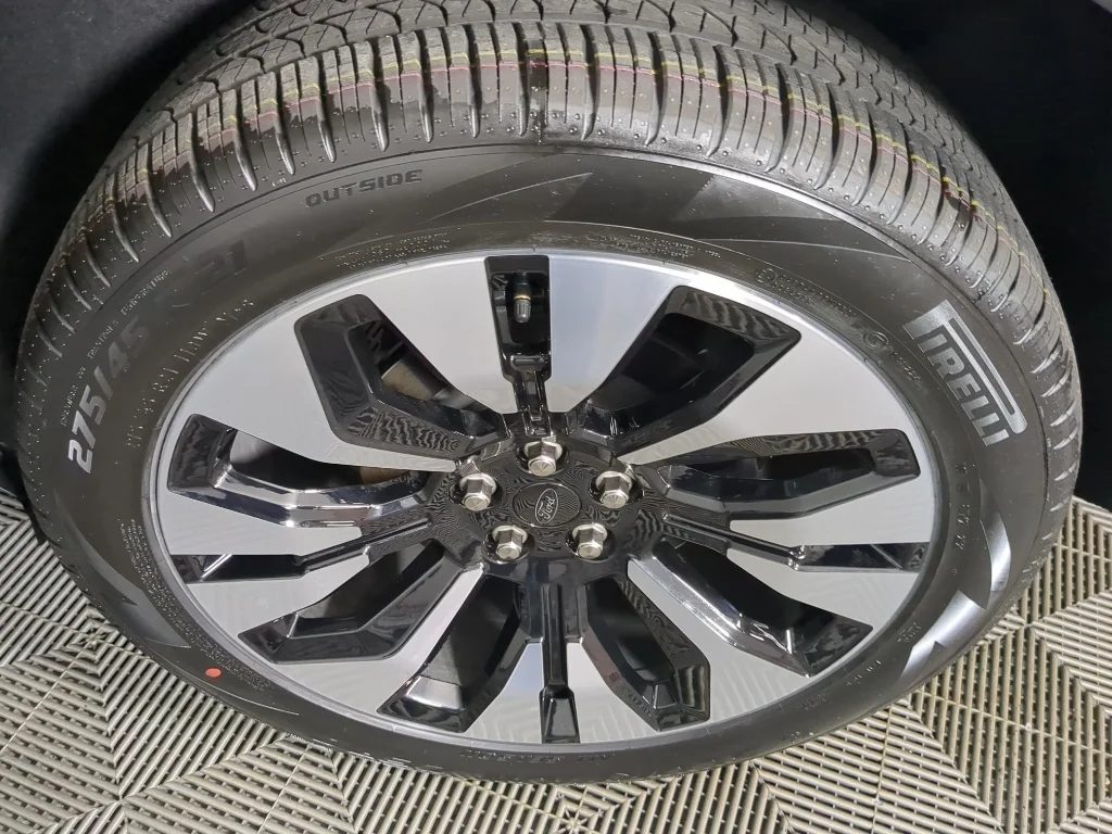 New 2026 Carbonized Gray Metallic Ford Platinum™ image 16