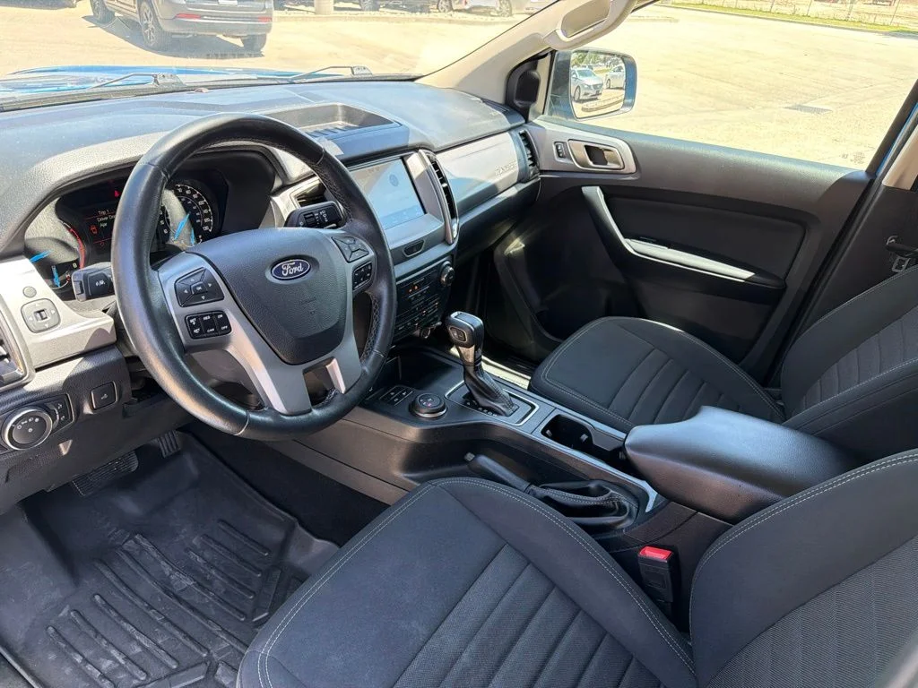 Used 2021 Blue Ford XLT image 8