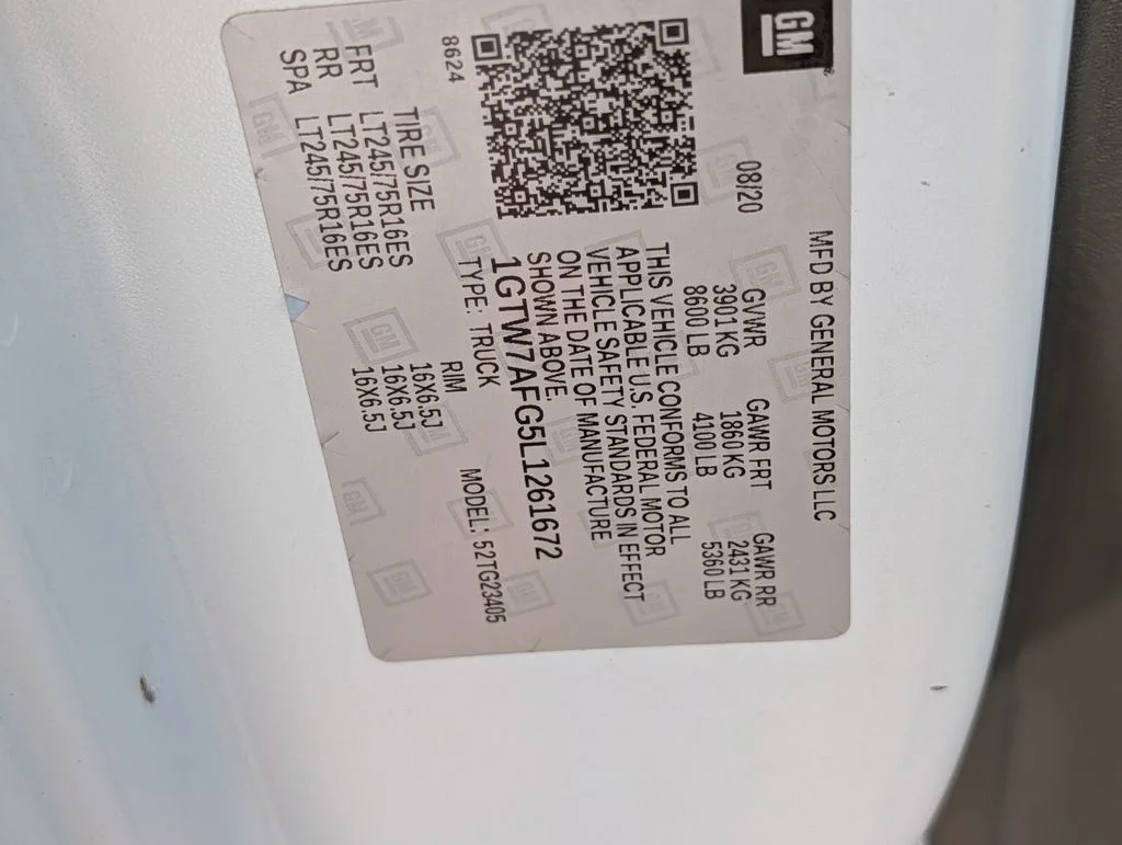 Used 2020 White GMC Work Van image 19