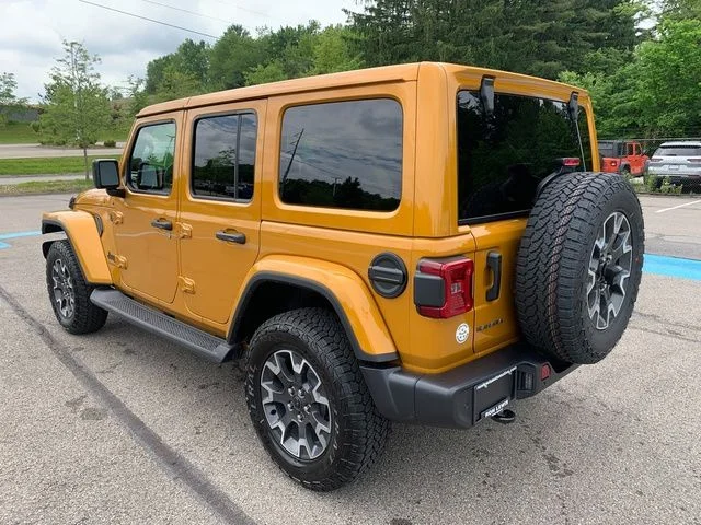 New 2026 Goldilocks Jeep Sahara image 3