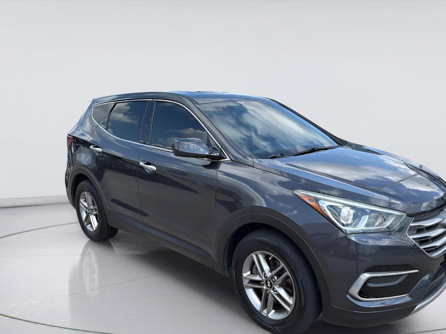Used 2017 Platinum Graphite Hyundai 2.4L image 5