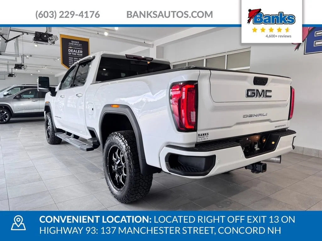 Used 2023 WHITE FROST TRICOAT GMC Denali image 5