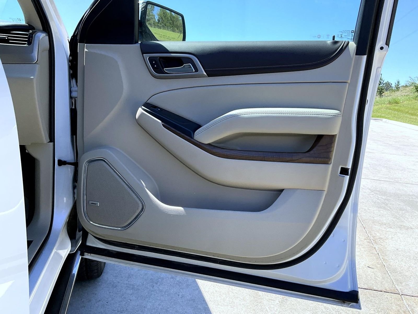 Used 2019 White GMC Denali image 17