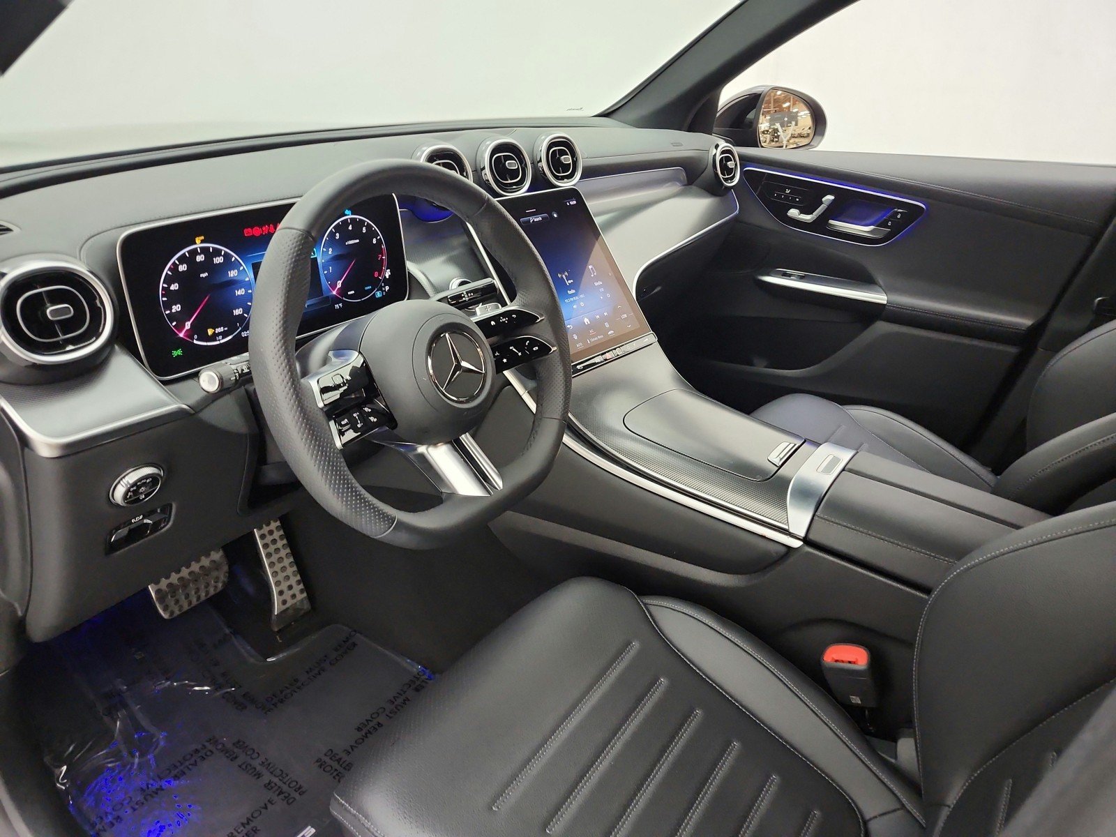 Certified Used 2023 Black Mercedes-Benz GLC 300 SUV image 12