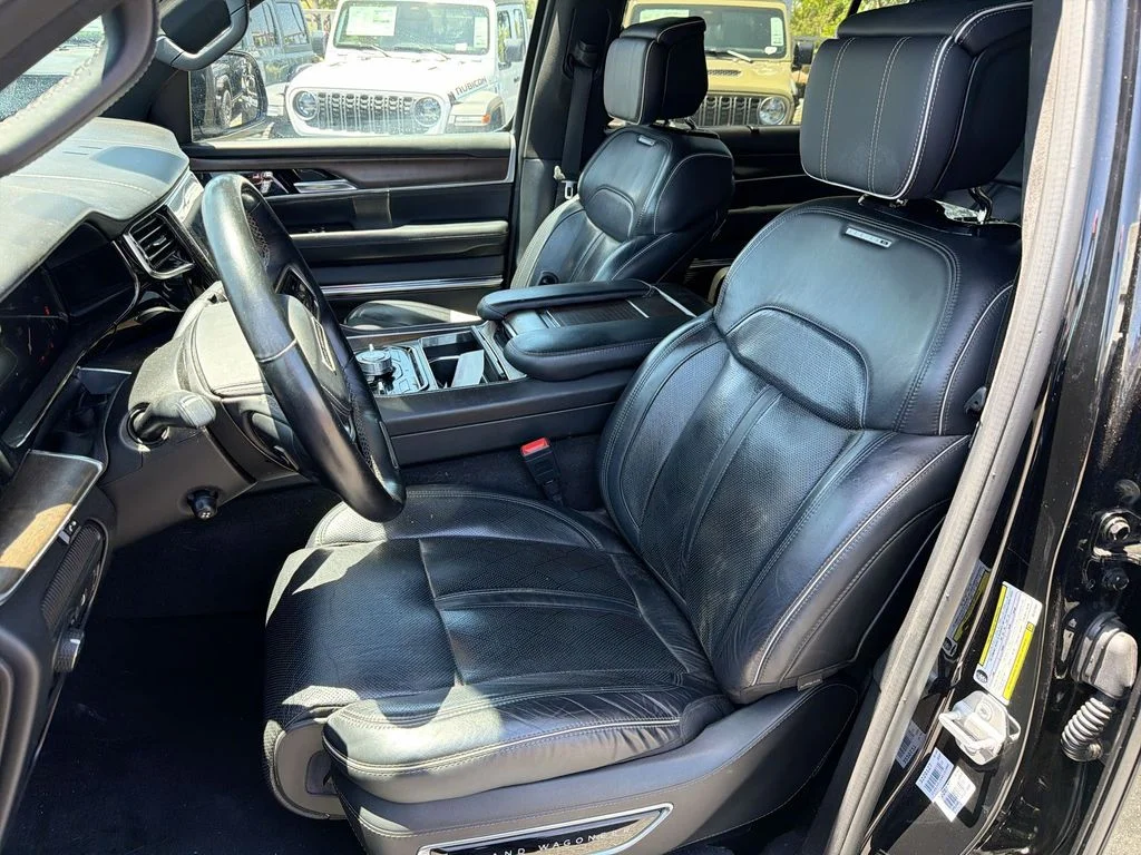 Used 2022 Black Jeep Series II image 13