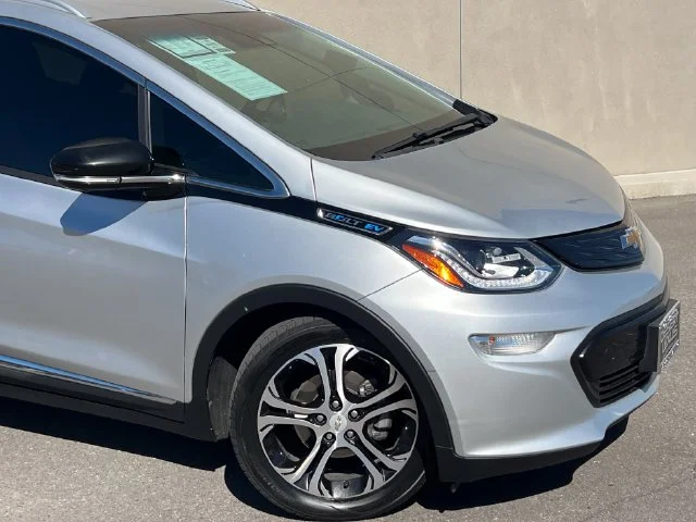 Used 2020 Chevrolet Bolt EV Premier with VIN 1G1FZ6S00L4128129 for sale in Cathedral City, CA
