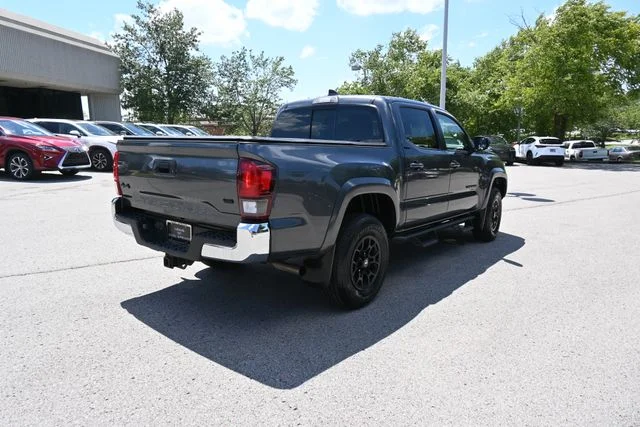 Used 2022 Gray Toyota SR5 image 3