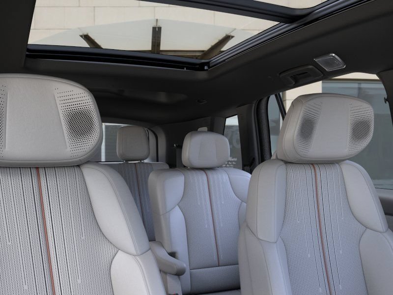 New 2027 Vibrant White Tricoat Cadillac Sport image 24