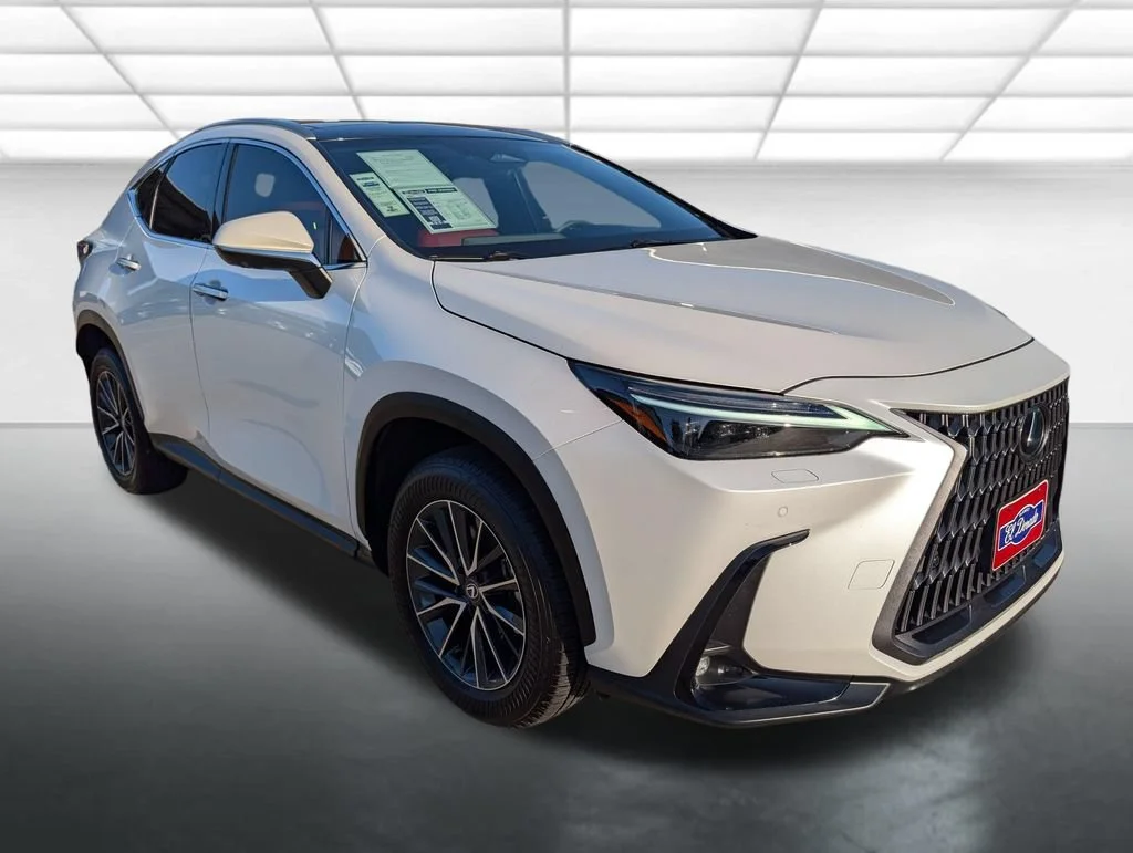 Used 2025 White Lexus Luxury image 1