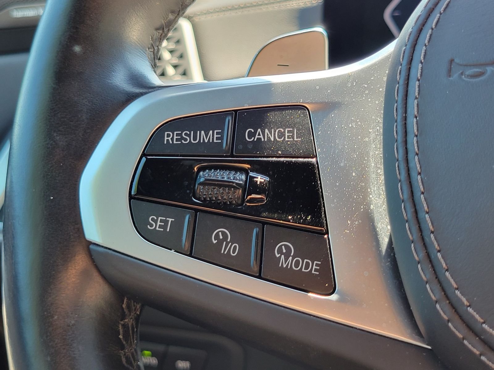 Used 2024 Black BMW xDrive40i image 17