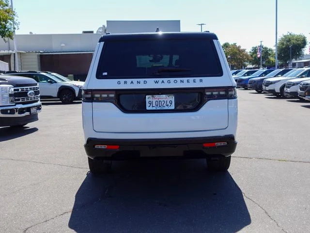 Used 2024 White Jeep Series II image 7
