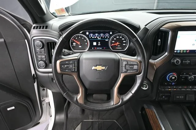 Used 2020 Beige Chevrolet High Country image 23