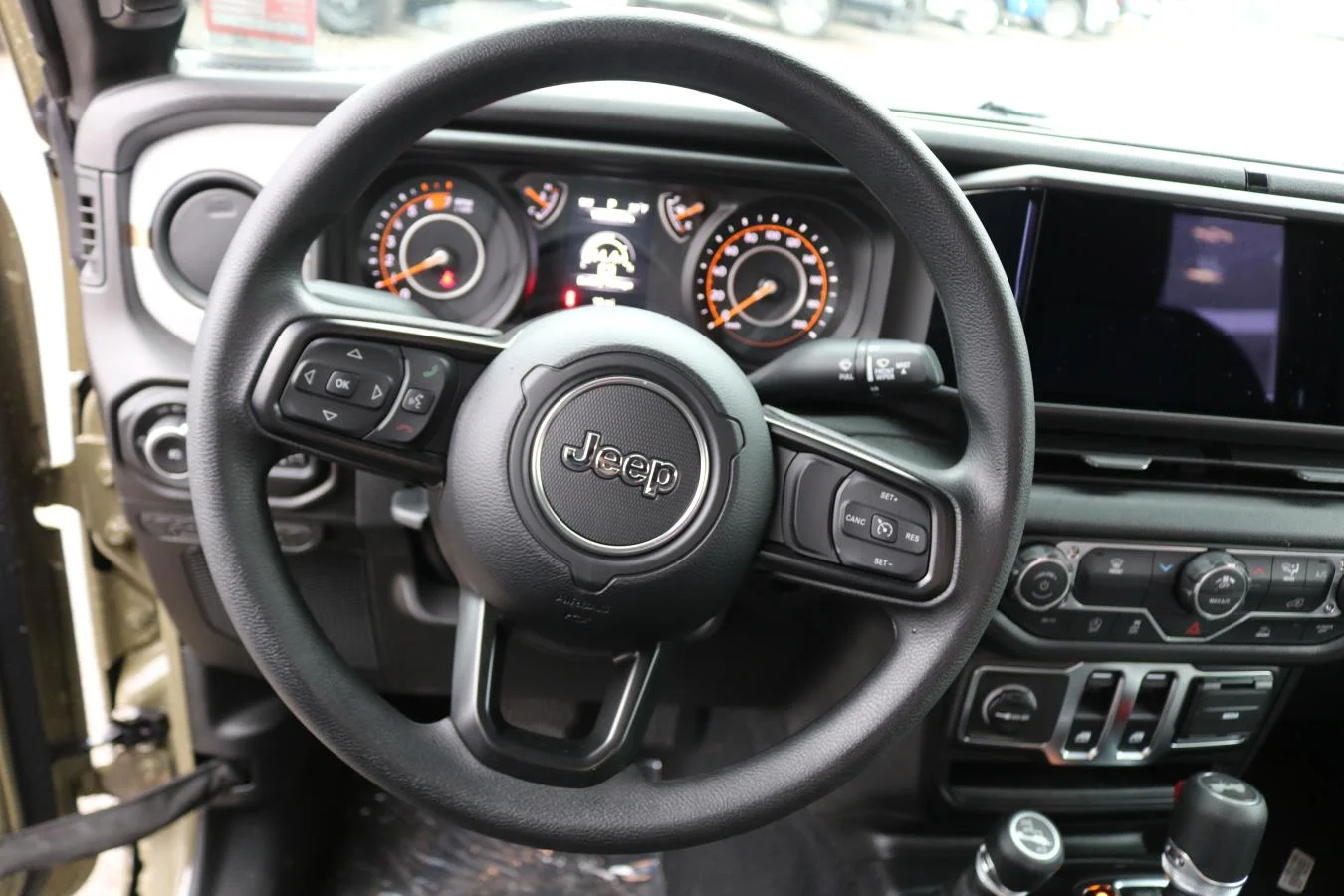 New 2026 41 (pj5) Jeep Sport image 13