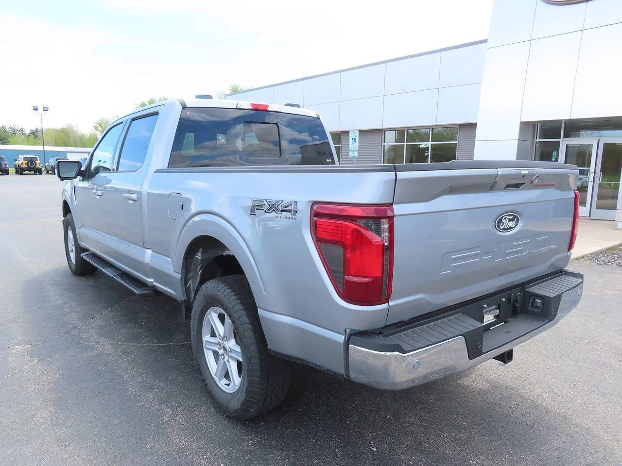 New 2026 Iconic Silver Metallic Ford XLT image 6