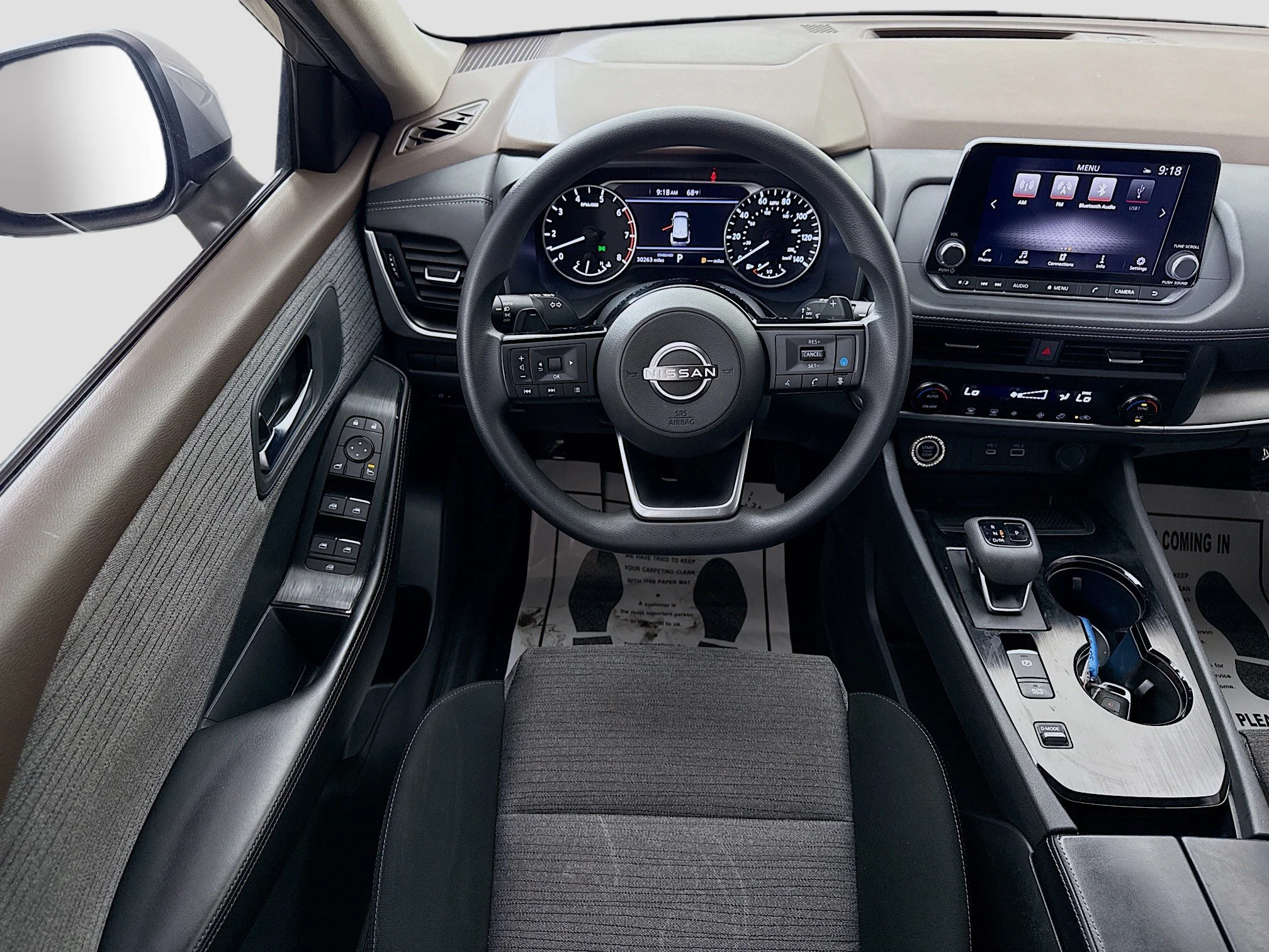 Used 2023  Nissan SV image 24